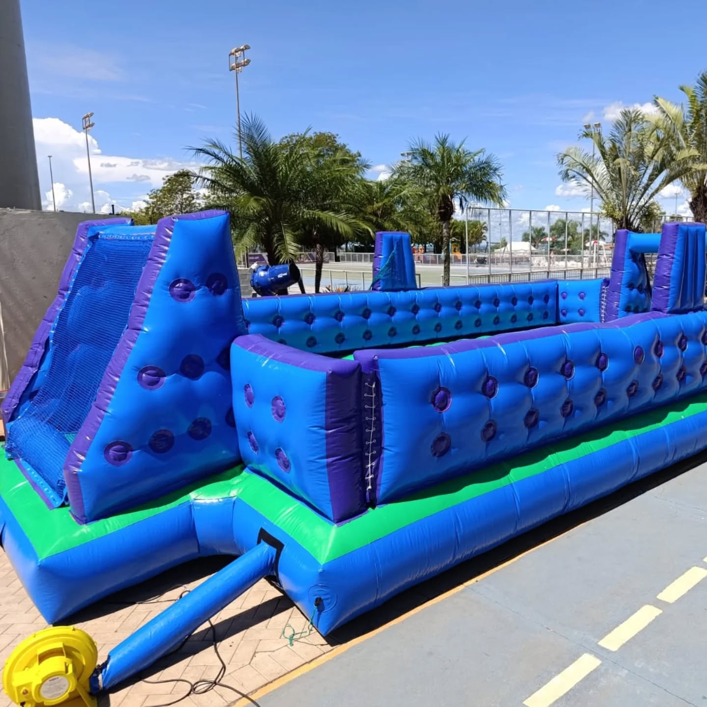 Plim Plim Locacao de Brinquedos