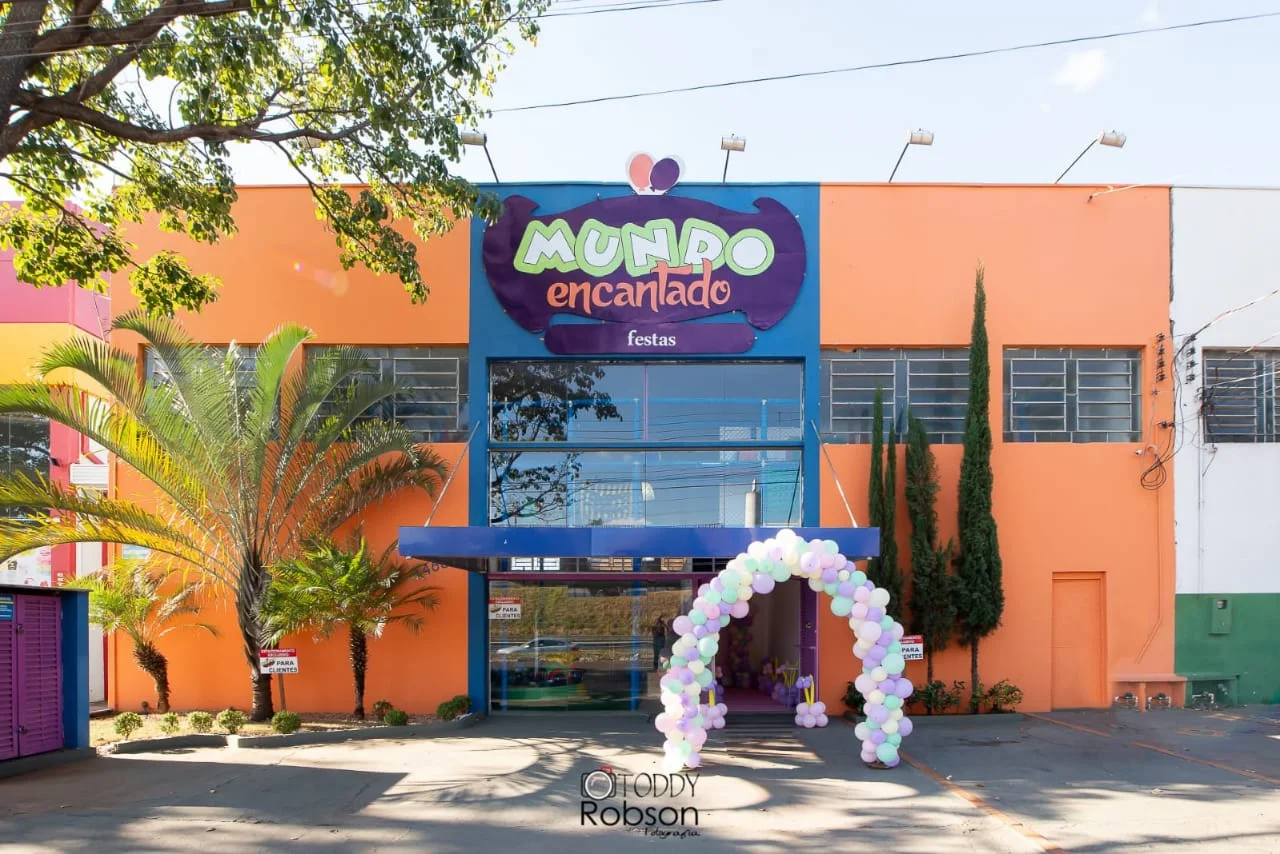 Mundo Encantado Buffet Infantil